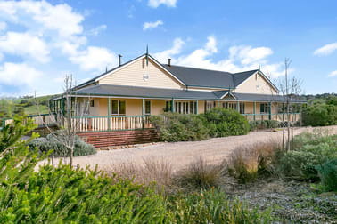 454 Cattle Route Road Mount Barker Summit SA 5251 - Image 1