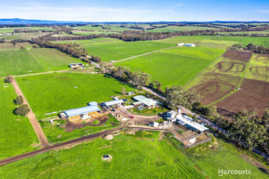 102 Daveys Road Willow Grove VIC 3825 - Image 2