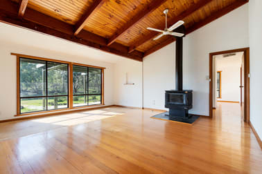 103 Gully Road Welshmans Reef VIC 3462 - Image 3