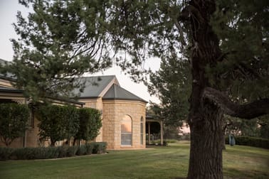 Click to view all images 136 Banjarra Drive Charleville QLD 4470 - Image 2