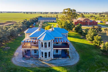 'Fairfield' 3210 Murray Valley Highway Rutherglen VIC 3685 - Image 2