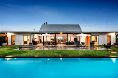 287 Bulls Lane Thornton VIC 3712 - Image 2