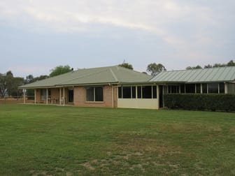 'Holbrook' 520 Burgmans Lane Tamworth NSW 2340 - Image 1