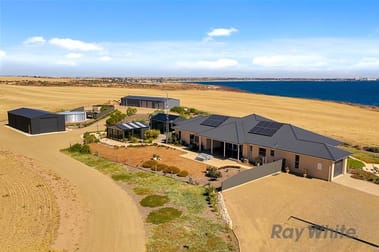 1077 Point Riley Road Wallaroo SA 5556 - Image 1