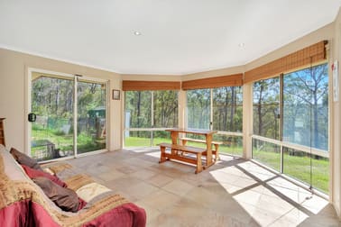 36 Tourmaline Court Bonogin QLD 4213 - Image 3