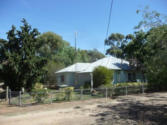 1043 NEWELL HIGHWAY Tocumwal NSW 2714 - Image 2