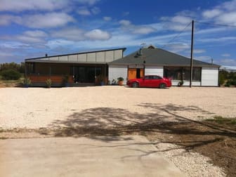 55 Bramley Road Edithburgh SA 5583 - Image 2