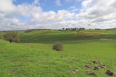 1889 Greenhills Road Guyra NSW 2365 - Image 2