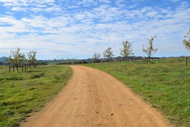 7 Kirkton Road Yass NSW 2582 - Image 1