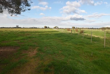 2 Rohan Road Carag Carag VIC 3623 - Image 2