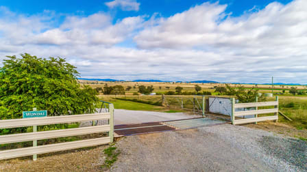 2033 Oxley Highway Tamworth NSW 2340 - Image 1