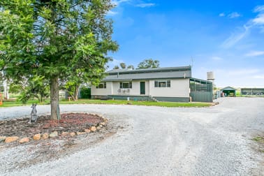 955 Manilla Road Tamworth NSW 2340 - Image 1