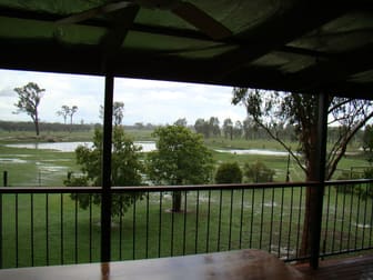 14 Topaz Lockyer Waters QLD 4311 - Image 3