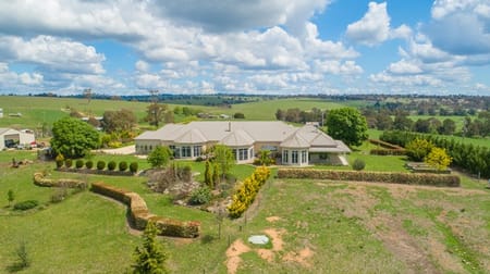 "Loloma"/127 Surveyors Creek Rd Walcha NSW 2354 - Image 1