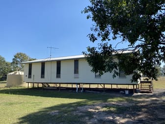 16 Topaz Crescent Lockyer Waters QLD 4311 - Image 2