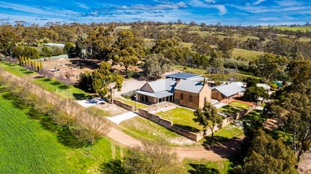 85 Skilly Chapel Road Auburn SA 5451 - Image 2