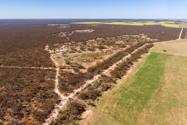 Click to view all images 14 Stoneman Road Bowhill SA 5238 - Image 3