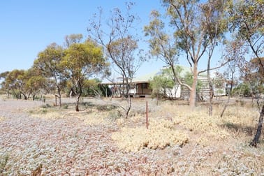 318 Arbuckle Road Dalwallinu WA 6609 - Image 1