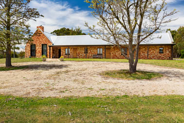 Click to view all images 110 Forest Road Labertouche VIC 3816 - Image 2