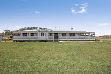 Click to view all images 27 Gerald Lane Greenmount QLD 4359 - Image 2