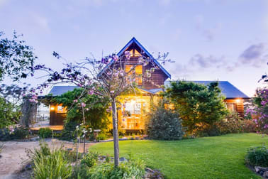 392 LAKE ROAD Newmerella VIC 3886 - Image 1