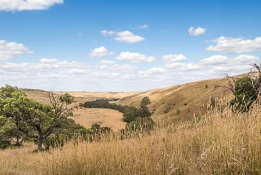 245 Konagaderra Road Oaklands Junction VIC 3063 - Image 3