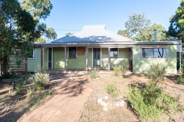 25 Tierneys Road Young NSW 2594 - Image 2