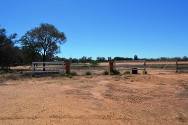289 Jericho Road Blackall QLD 4472 - Image 1