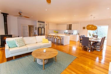 Click to view all images 265 Newlands Road East Newlands WA 6251 - Image 2