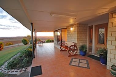 105 Blacks Road Thangool QLD 4716 - Image 2