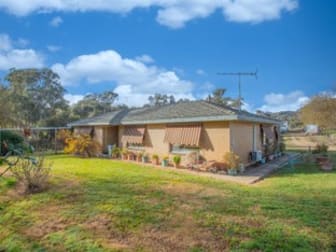 452 McInnes Lane Bobinawarrah VIC 3678 - Image 3