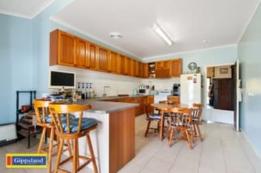 Click to view all images 689 Boundary Road Briagolong VIC 3860 - Image 3