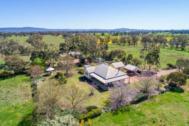 107 BACK CREEK RESERVE ROAD Cowra NSW 2794 - Image 1