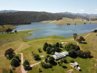542 Caves Road Wee Jasper NSW 2582 - Image 2