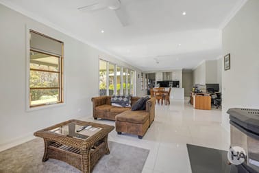 Click to view all images 31 Davies Road Somers VIC 3927 - Image 2