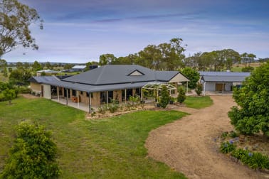 456 Saal Road Spring Creek QLD 4361 - Image 2
