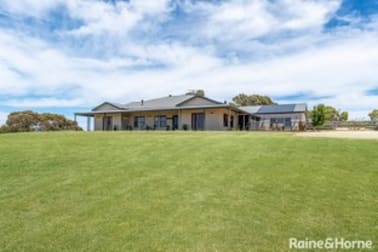 246 Old Bull Creek Road Strathalbyn SA 5255 - Image 2