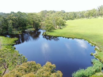 350 Henrys Road Loch VIC 3945 - Image 1