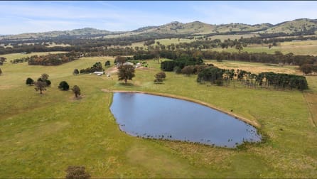 960 Highlands Road Whiteheads Creek VIC 3660 - Image 1