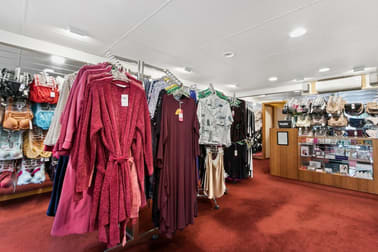 229 Raymond Street Sale VIC 3850 - Image 3