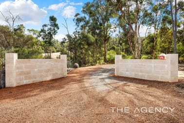 696 Berry Road Gidgegannup WA 6083 - Image 1