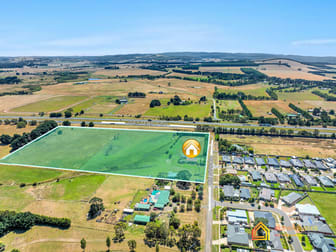 33 Hogan Road Ballan VIC 3342 - Image 2