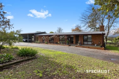 25 Gordon Road Yarragon VIC 3823 - Image 2