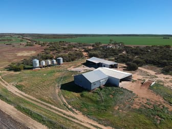 394 Newnham Road Canna WA 6627 - Image 2