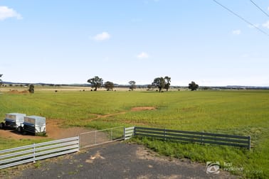 23 Shepherds Lane Gulgong NSW 2852 - Image 3