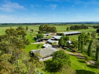 385 Five Mile Rd Pakenham South VIC 3810 - Image 1