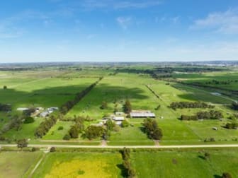 385 Five Mile Rd Pakenham South VIC 3810 - Image 2