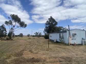 Click to view all images 3366 Quairading-York Hwy York WA 6302 - Image 1