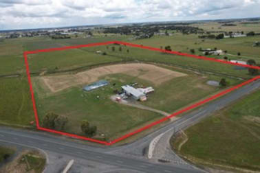 5 Racecourse Road Deniliquin NSW 2710 - Image 1