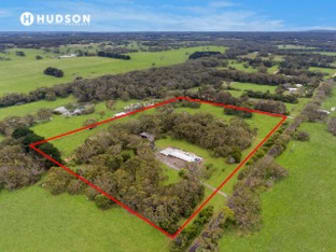 Click to view all images 55 Nashs Road Bolwarra VIC 3305 - Image 2